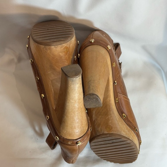TORY BURCH Sz 6.5 Leather High Wooden Heel Bootie Clogs Distressed Rivets Studs - Picture 10 of 12